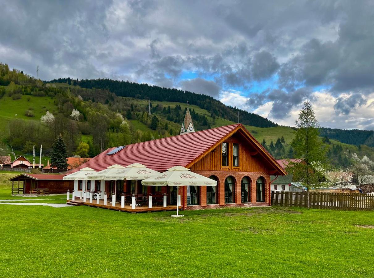 Biotour Camping & Restaurant Ghimeş-Făget Exterior foto