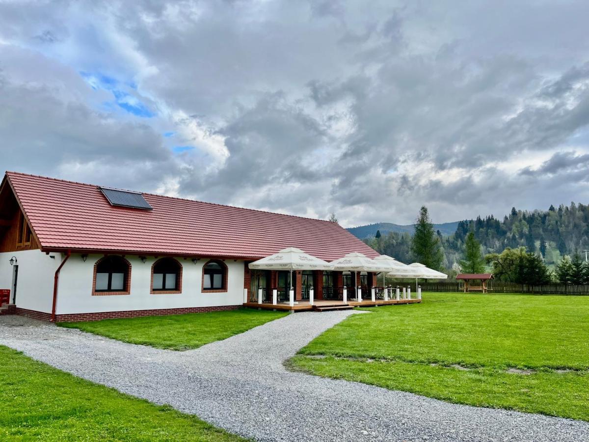 Biotour Camping & Restaurant Ghimeş-Făget Exterior foto