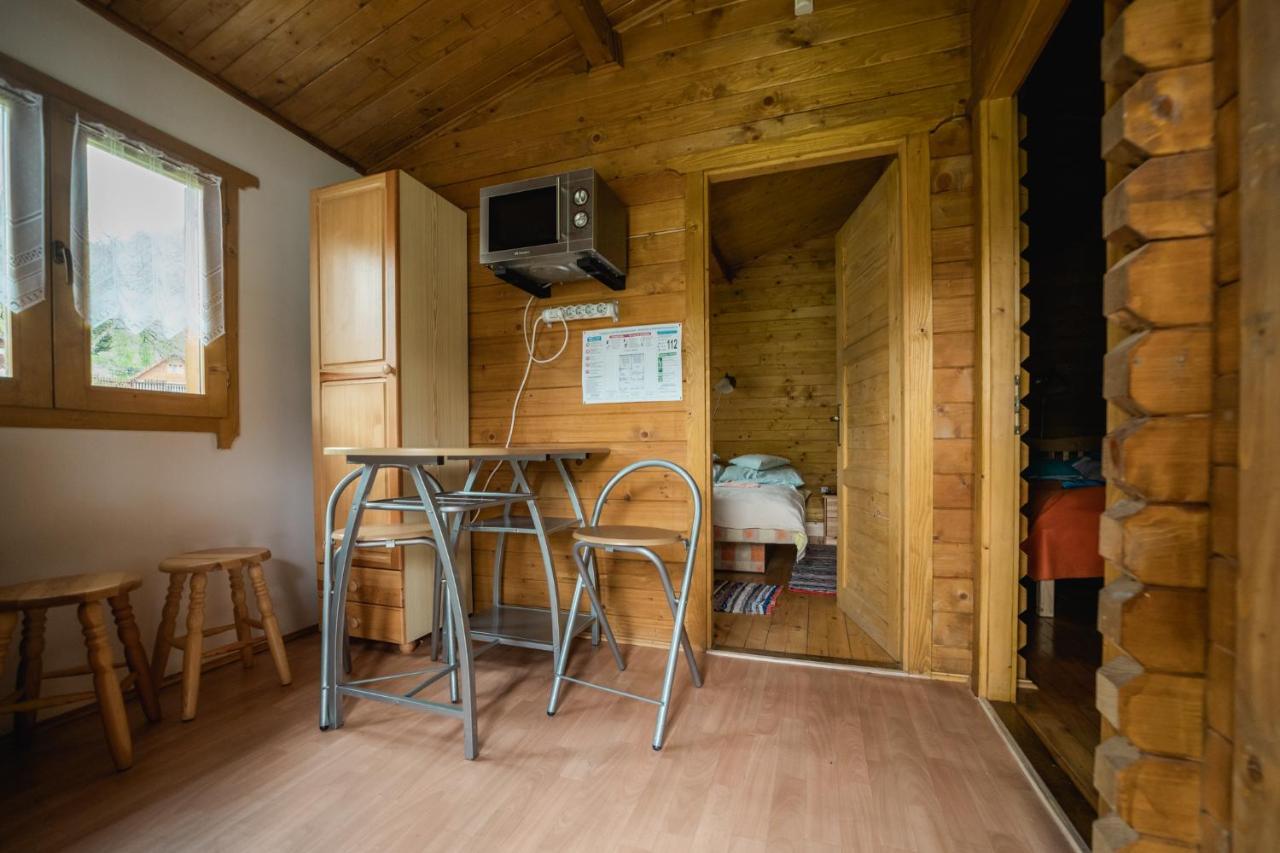 Biotour Camping & Restaurant Ghimeş-Făget Exterior foto